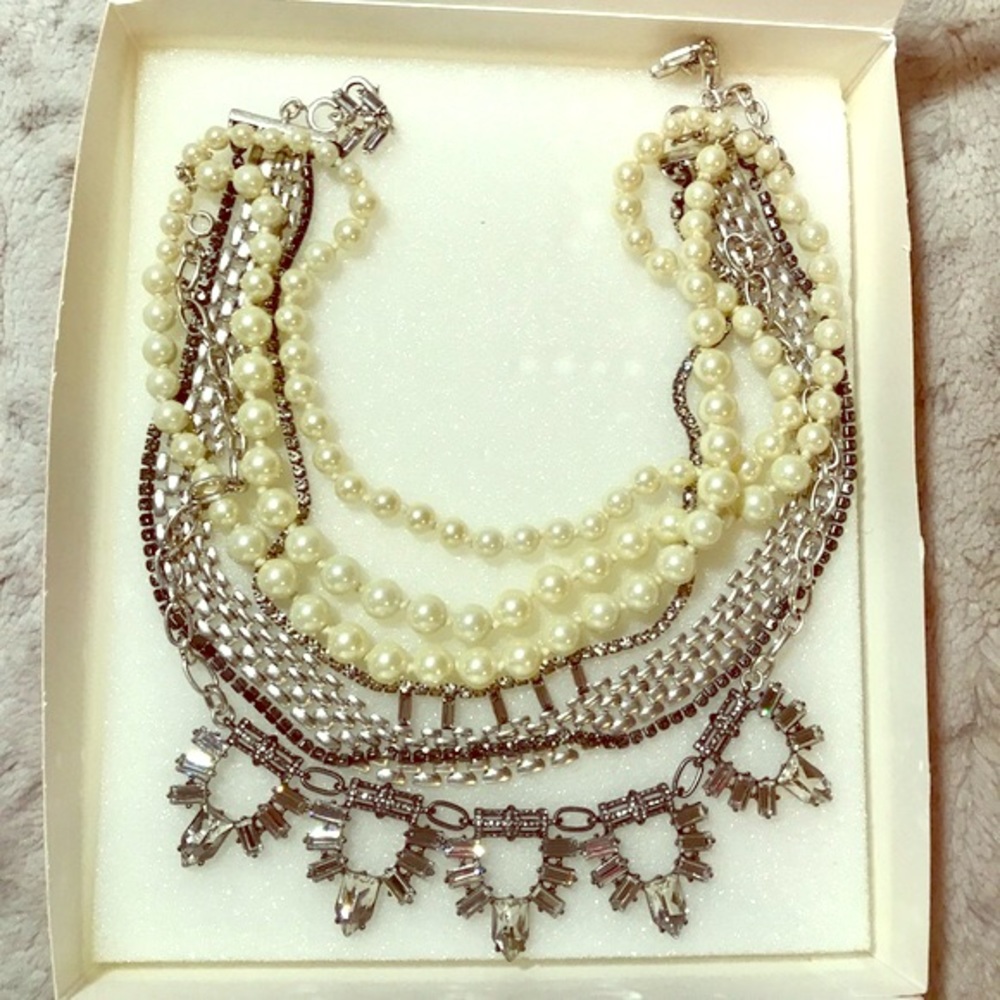 Stella & Dot Starlet Pearl Necklace